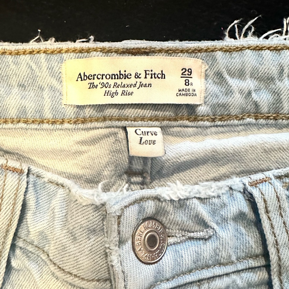 Abercrombie and fitch curve love 90’s straight jean